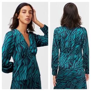 J. Crew Emerald Green Zebra Satin V Neck Puff Sleeve Blouse Size 6 Animal Print